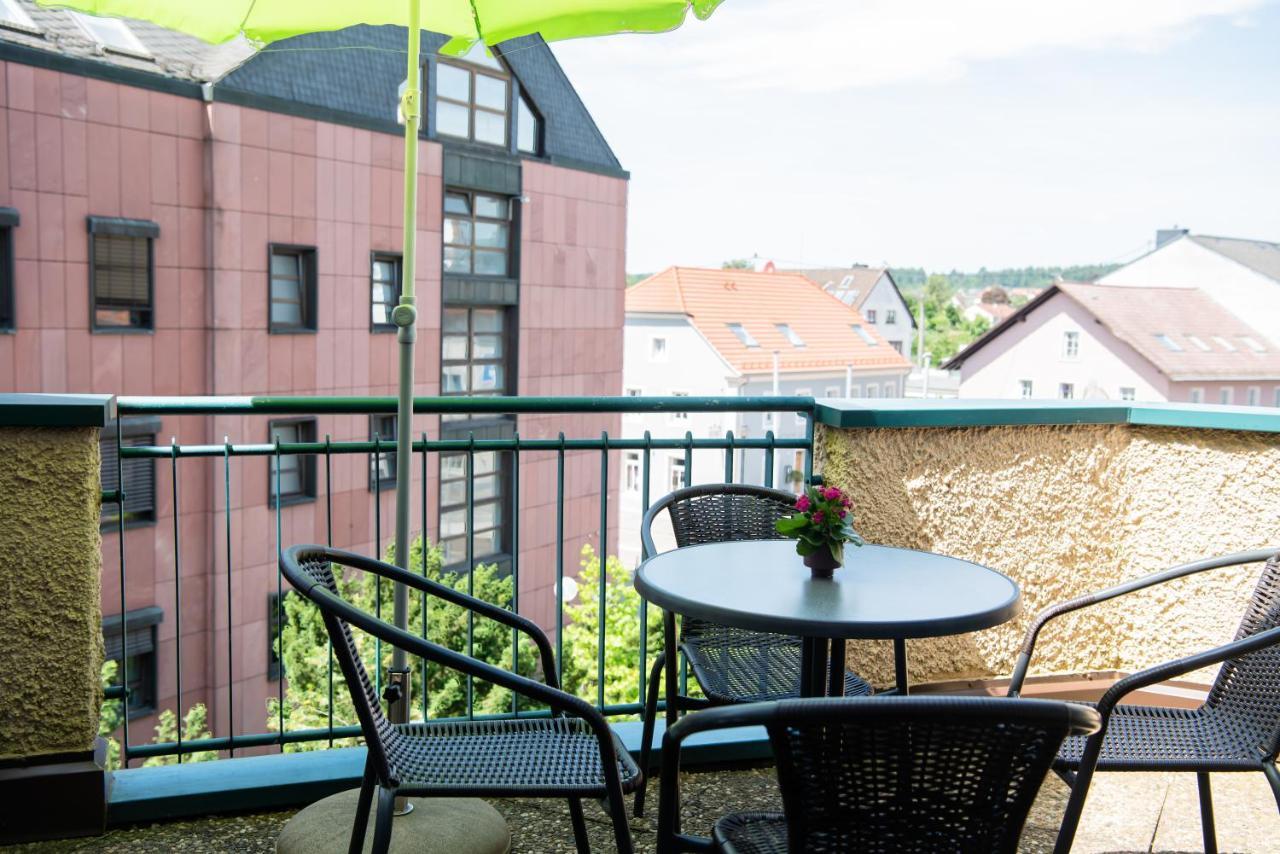 Industrie Stil Apartment Unweit Vom See 로스하임 외부 사진